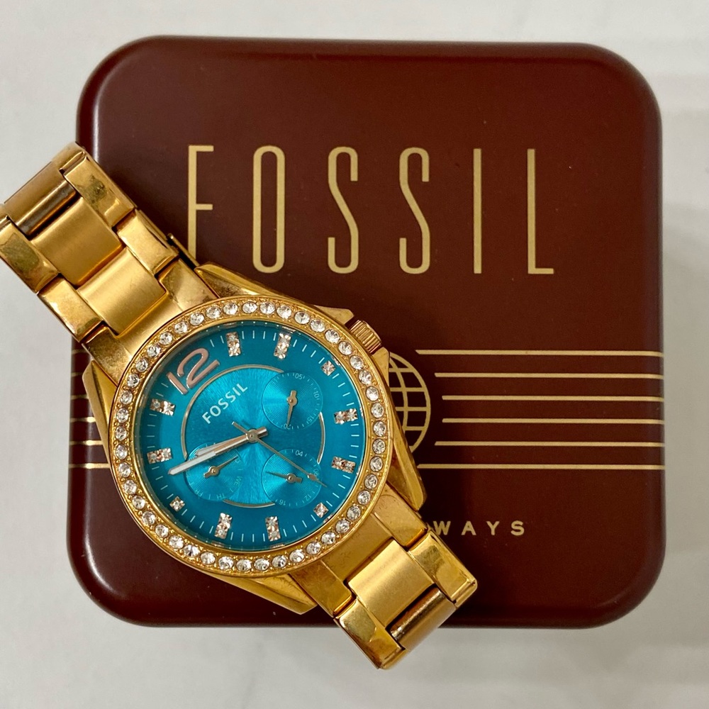 GOLD & TEAL FACE FOSSIL WATCH